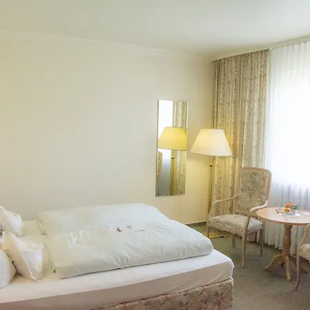 Sonneneck - Im Naturpark 3*