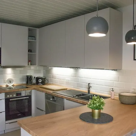 Sonneneck - Im Naturpark 브로이나